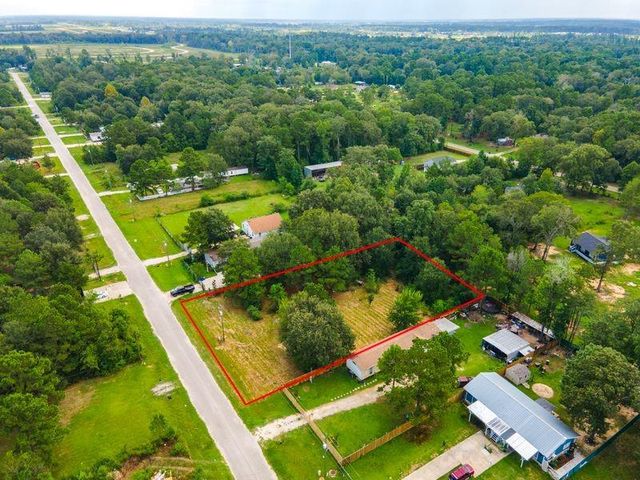 504 County Road 3415, Cleveland, TX 77327