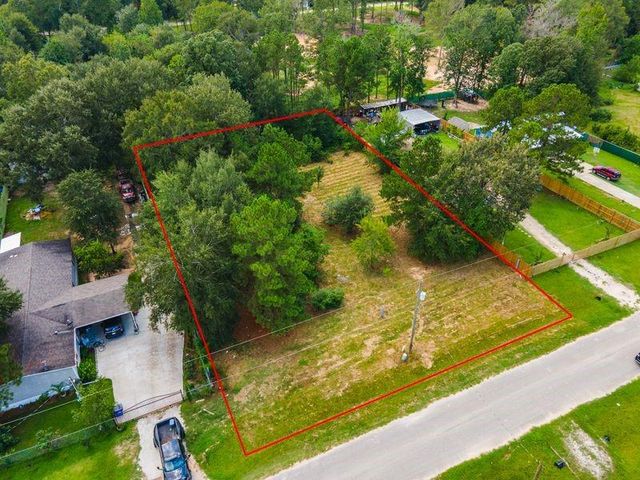 504 County Road 3415, Cleveland, TX 77327