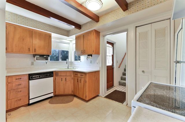 27565 Tiger Creek Rd, Pioneer, CA 95666