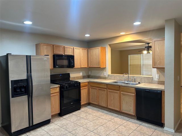 806 Grand Plains Drive, Houston, TX 77090