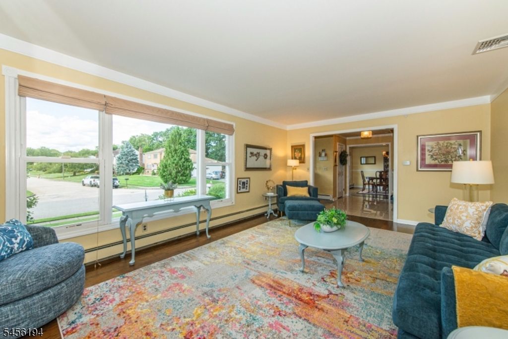 25 Crestwood Ave West, Fairfield Twp., NJ 07004 — photo 4