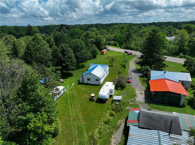 9754 Southwestern Boulevard, Evans, NY 14006