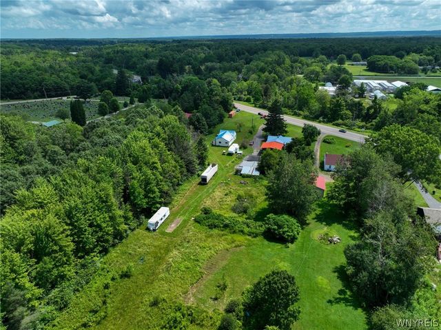 9754 Southwestern Boulevard, Evans, NY 14006