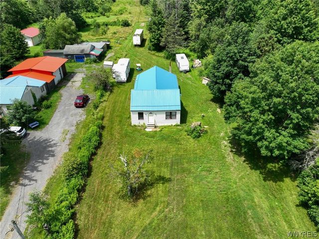 9754 Southwestern Boulevard, Evans, NY 14006
