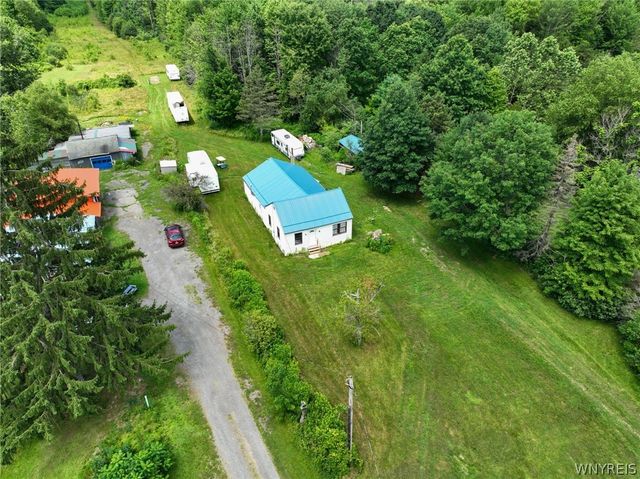 9754 Southwestern Boulevard, Evans, NY 14006