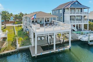 16518 Jamaica Cove Road, Jamaica Beach, TX 77554