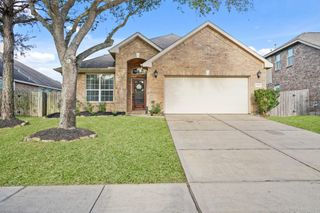 13739 Mckinney Creek Lane, Houston, TX 77044