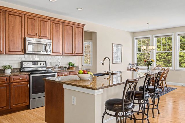 50 Halfmoon Lane, Williston, VT 05495