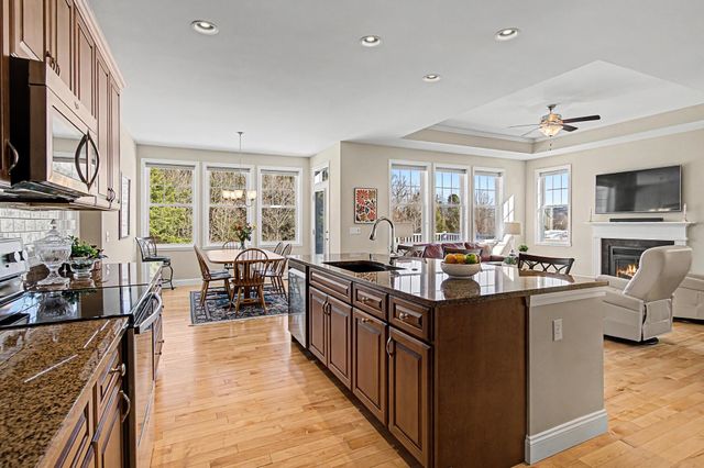 50 Halfmoon Lane, Williston, VT 05495