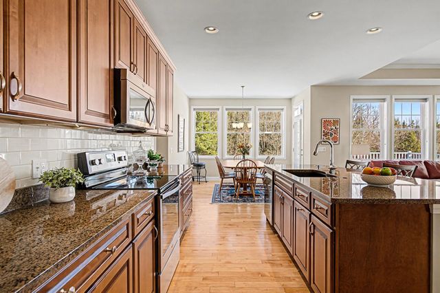 50 Halfmoon Lane, Williston, VT 05495