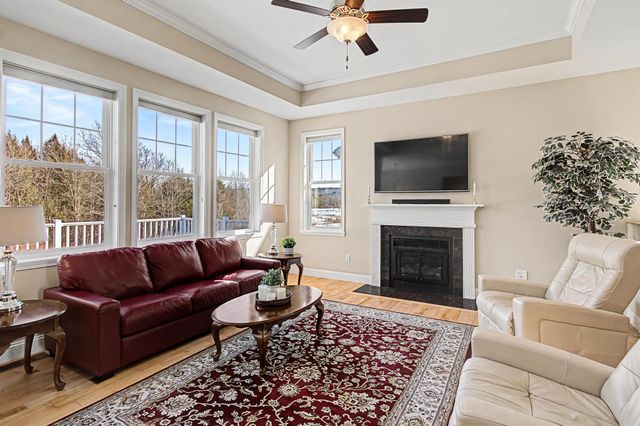 50 Halfmoon Lane, Williston, VT 05495