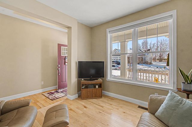 50 Halfmoon Lane, Williston, VT 05495