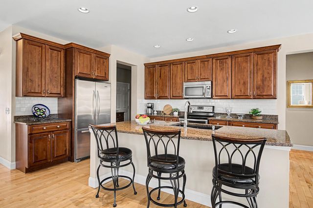 50 Halfmoon Lane, Williston, VT 05495