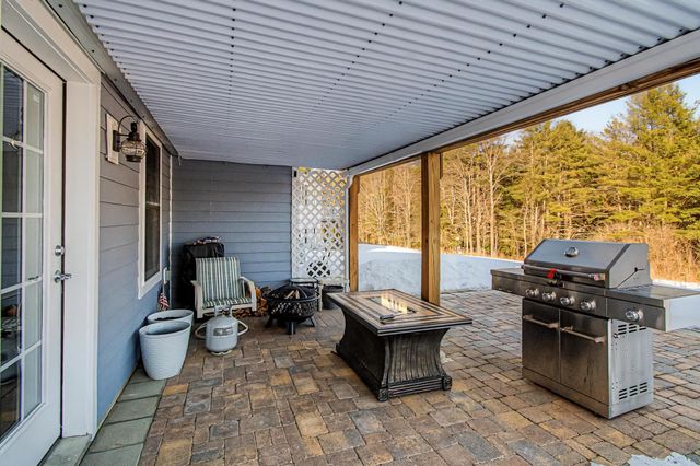 50 Halfmoon Lane, Williston, VT 05495