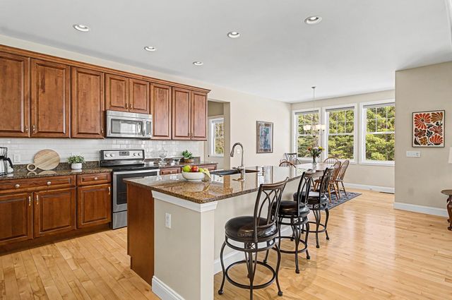 50 Halfmoon Lane, Williston, VT 05495