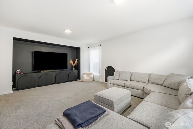 5661 Great Glen Road SW, Port Orchard, WA 98367