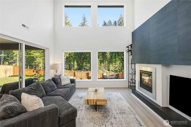 5661 Great Glen Road SW, Port Orchard, WA 98367