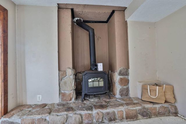 6942 Cleves Warsaw Pike, Green Twp, OH 45233