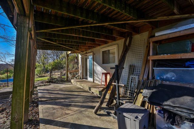 6942 Cleves Warsaw Pike, Green Twp, OH 45233