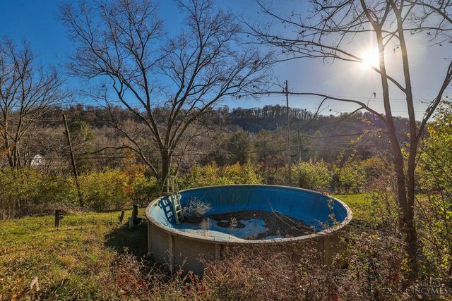 6942 Cleves Warsaw Pike, Green Twp, OH 45233