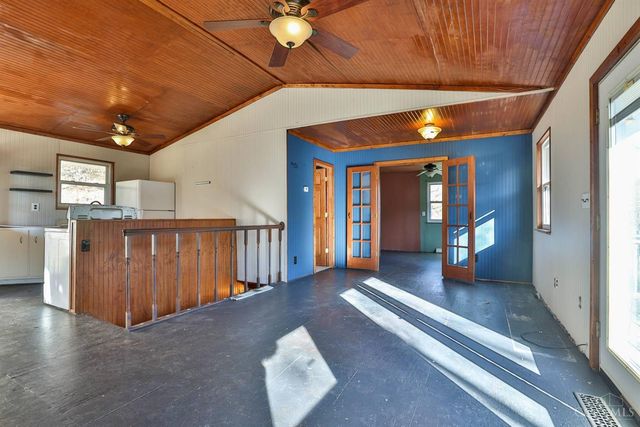 6942 Cleves Warsaw Pike, Green Twp, OH 45233