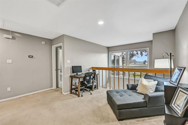 15952 Seahorse Drive 282, Houston, TX 77062