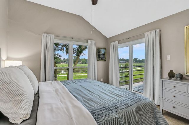 15952 Seahorse Drive 282, Houston, TX 77062