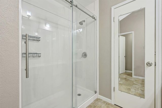 15952 Seahorse Drive 282, Houston, TX 77062