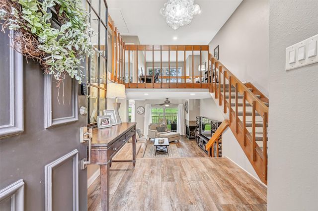 15952 Seahorse Drive 282, Houston, TX 77062