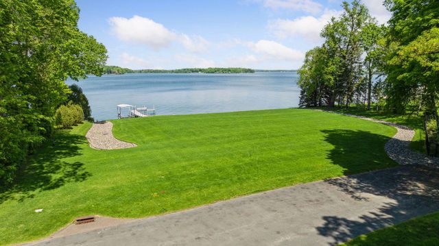 4900 Meadville Street, Excelsior, MN 55331