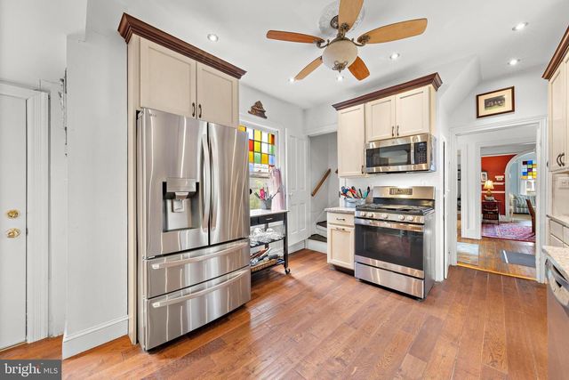 109 CENTRE ST, Beach Haven, NJ 08008