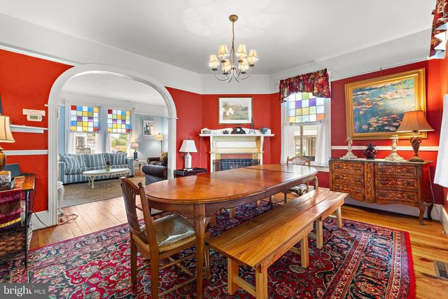 109 CENTRE ST, Beach Haven, NJ 08008