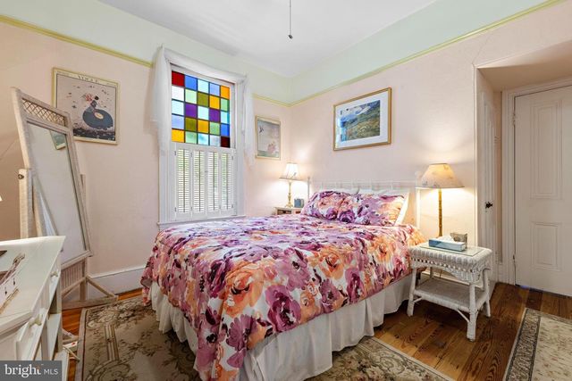 109 CENTRE ST, Beach Haven, NJ 08008