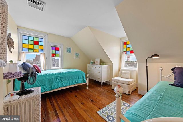 109 CENTRE ST, Beach Haven, NJ 08008