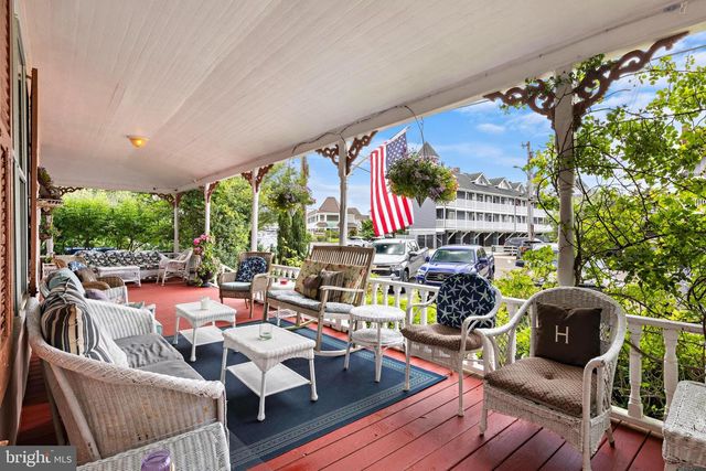 109 CENTRE ST, Beach Haven, NJ 08008
