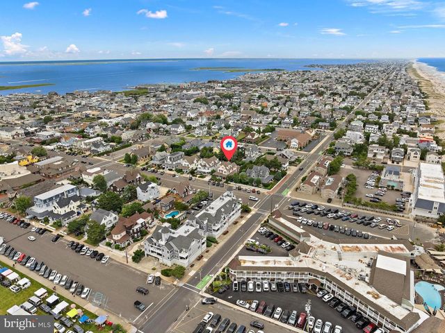 109 CENTRE ST, Beach Haven, NJ 08008