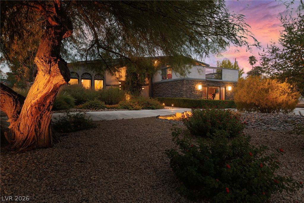 5285 North Chieftain Street, Las Vegas, NV 89149 — photo 4