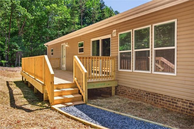 245 Harvick Lane, Lexington, NC 27292