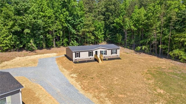 245 Harvick Lane, Lexington, NC 27292