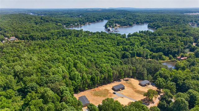 245 Harvick Lane, Lexington, NC 27292