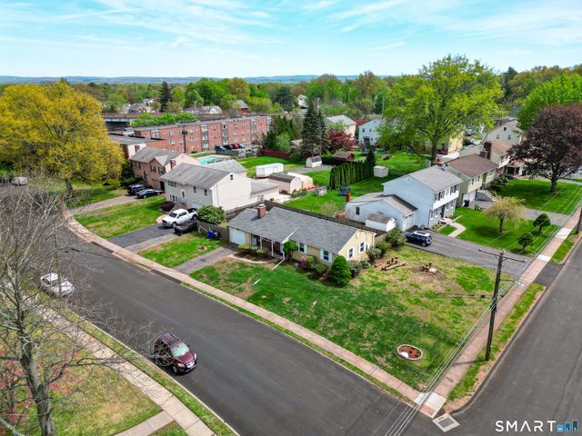 41 Saxon Road, Wethersfield, CT 06109