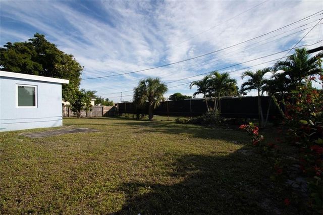 1330 NE 41st Court, Pompano Beach, FL 33064