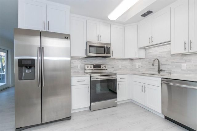 1330 NE 41st Court, Pompano Beach, FL 33064