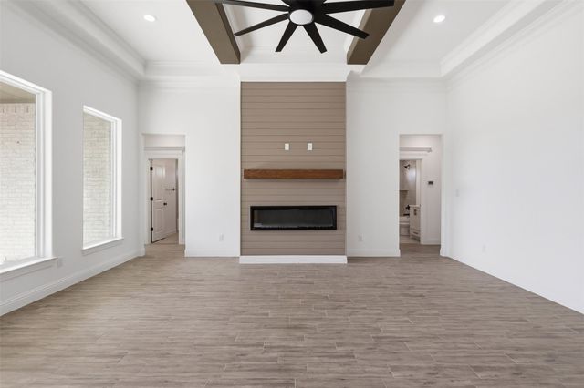 2004 Forest Bridge Drive, Azle, TX 76020