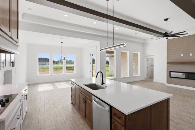2004 Forest Bridge Drive, Azle, TX 76020