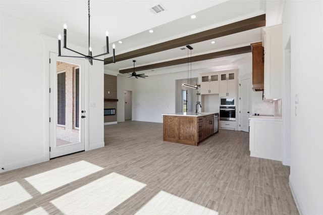 2004 Forest Bridge Drive, Azle, TX 76020