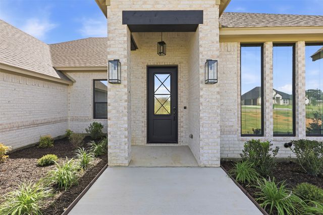 2004 Forest Bridge Drive, Azle, TX 76020