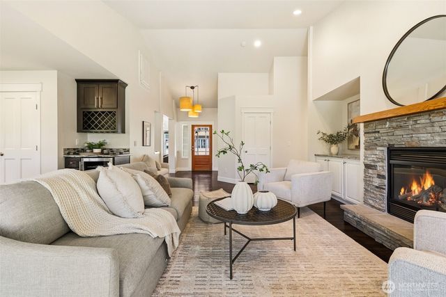 4111 NW 19th Avenue, Gig Harbor, WA 98335
