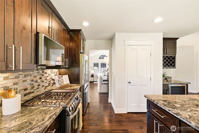 4111 NW 19th Avenue, Gig Harbor, WA 98335