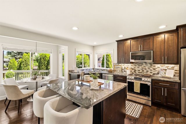 4111 NW 19th Avenue, Gig Harbor, WA 98335